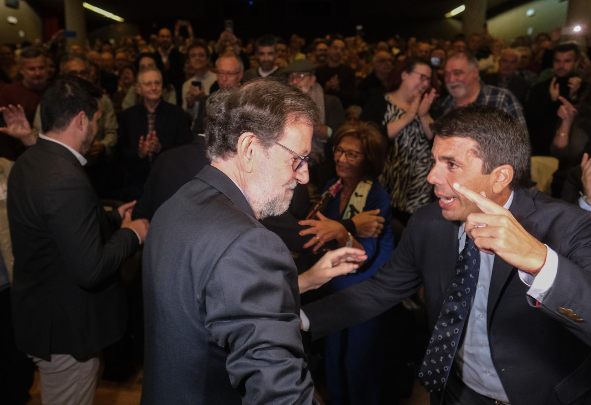 El expresidente Mariano Rajoy visita Villena con motivo del acto de presentación del nuevo candidato a la alcaldía Miguel Ángel Salguero