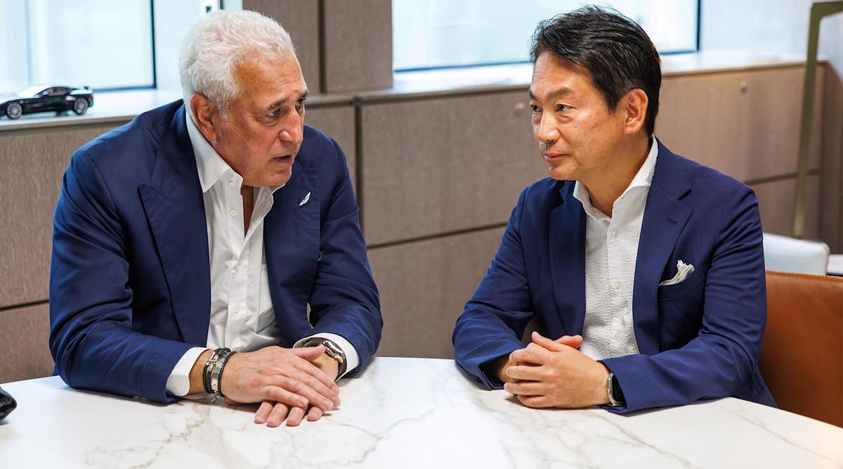 Lawrence Stroll y Koji Watanabe