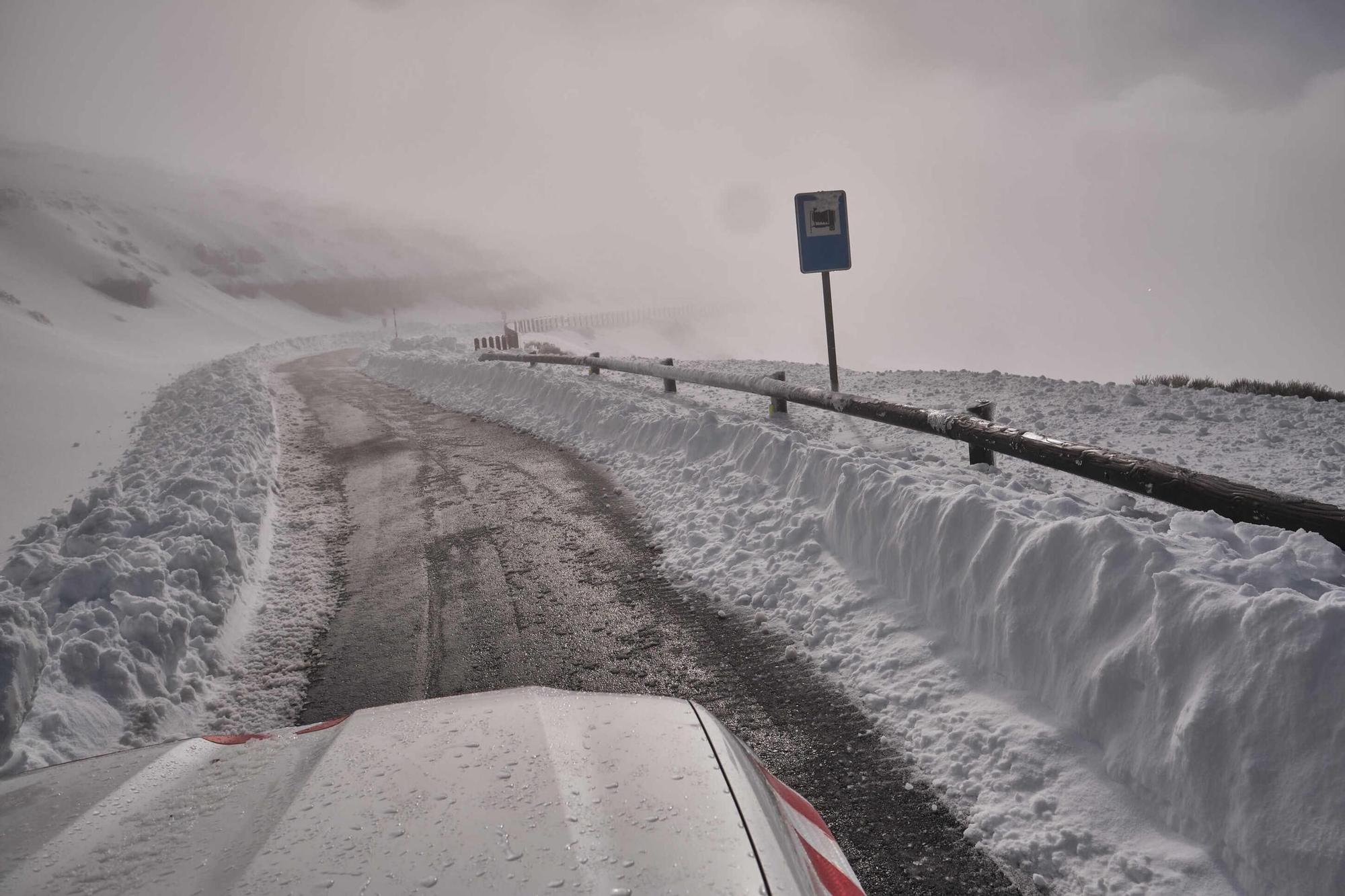 La nieve que dejó 'Filomena' en el Teide