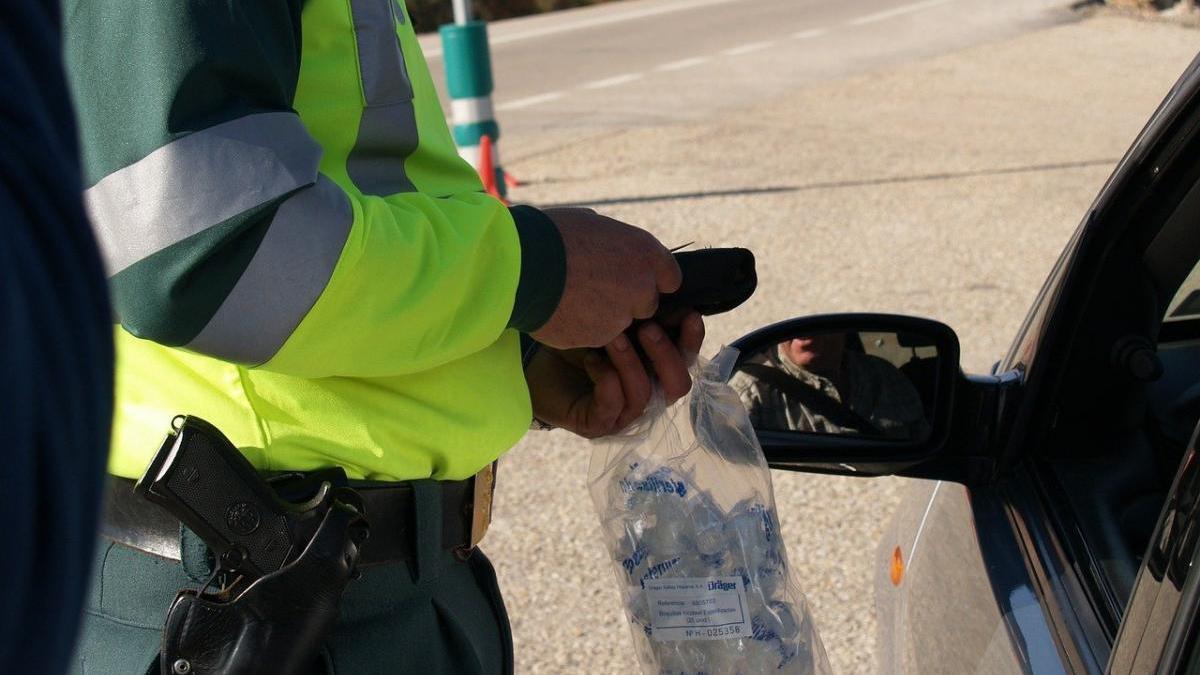 Pillada al volante en Onda triplicando la tasa de alcoholemia