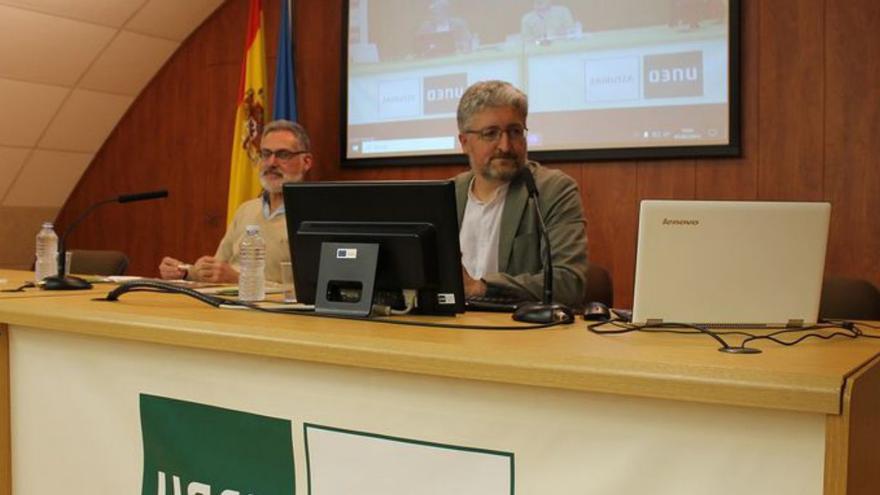 La UNED se asoma al Paleolítico