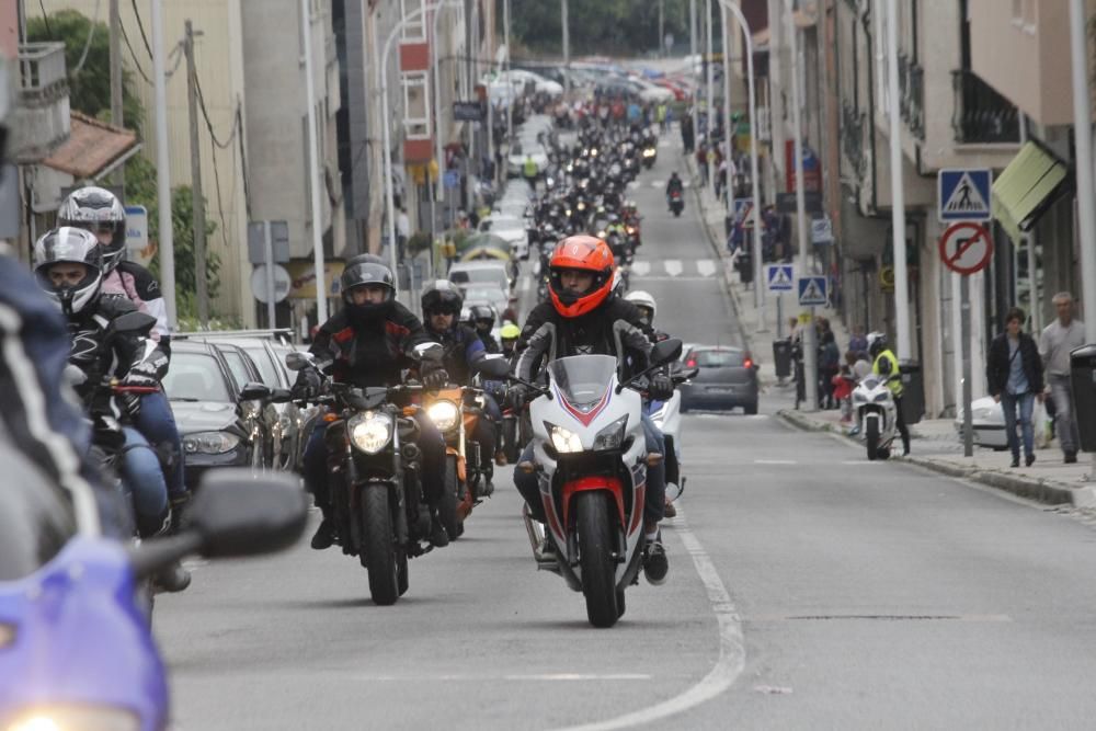 Los decibelios suben en Bueu con 4.000 motos