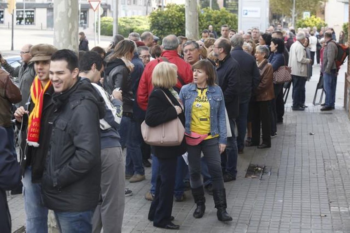 Cues a l’IES Can Vilumara, a l’Hospitalet de Llobregat.