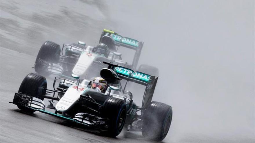 Hamilton gana en Silverstone por delante de Rosberg y Verstappen