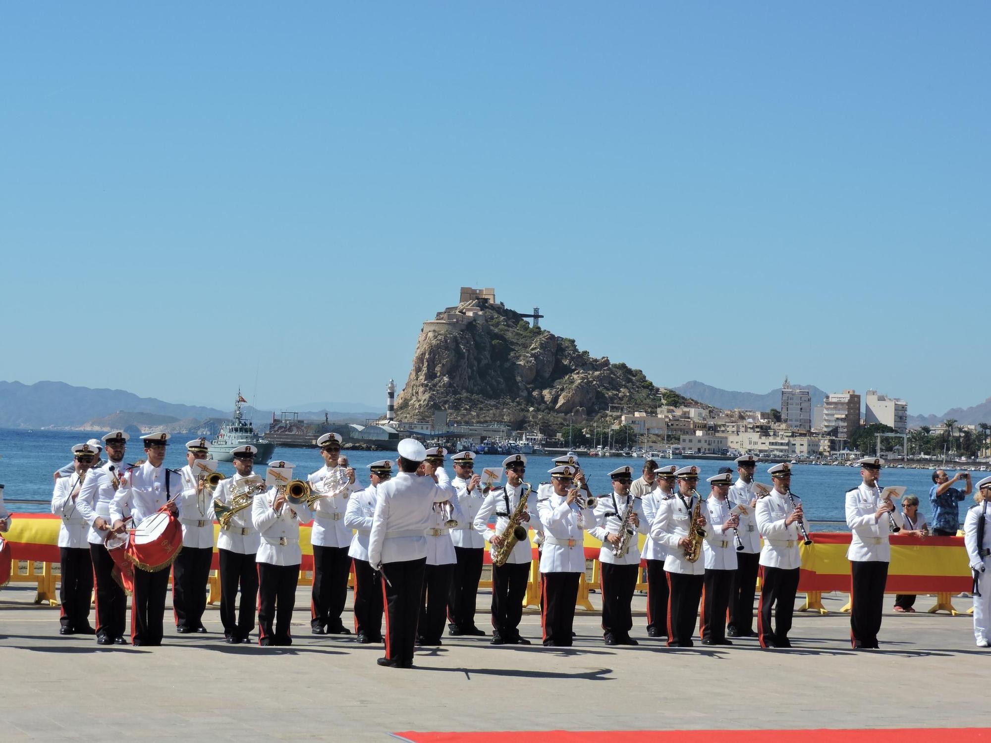 Jura de Bandera para personal civil en Águilas