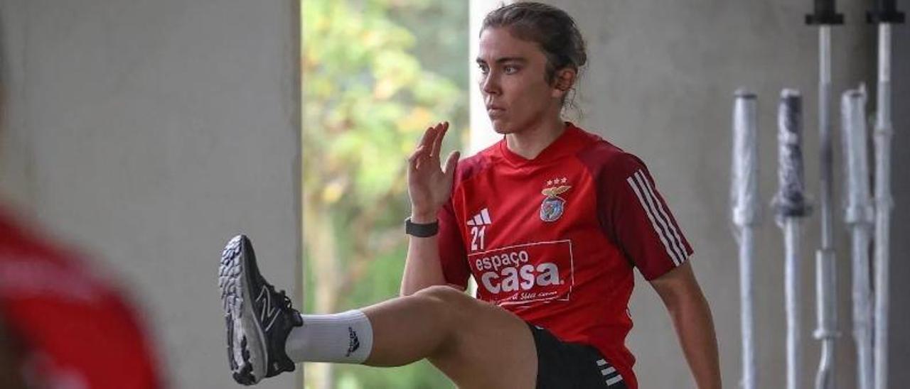 Paula Domínguez Encinas, jugadora del Benfica portugués