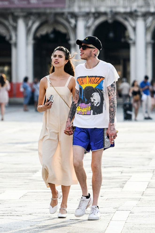 Margaret Qualley y Pete Davidson confirman con estas imágenes que son una nueva pareja.