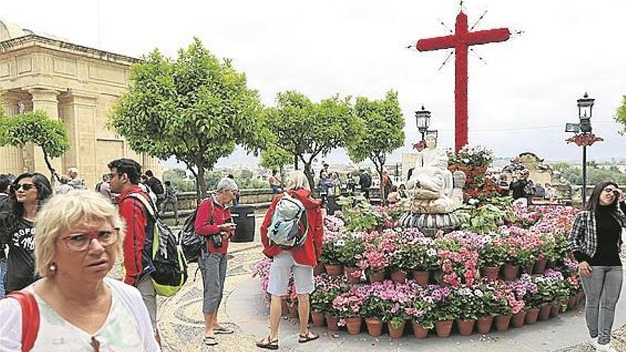 &quot;Con o sin cruz, la fiesta es sagrada&quot;