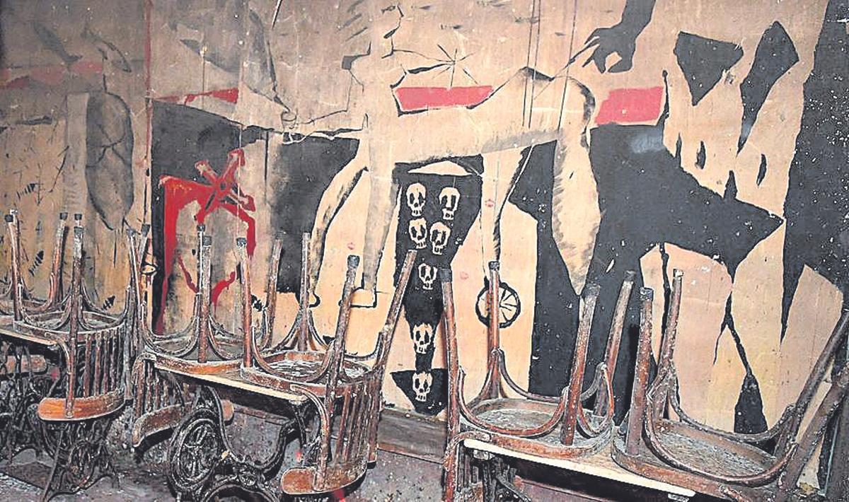 Pintura de Cabanas en El Taller, afectada por el fuego.
