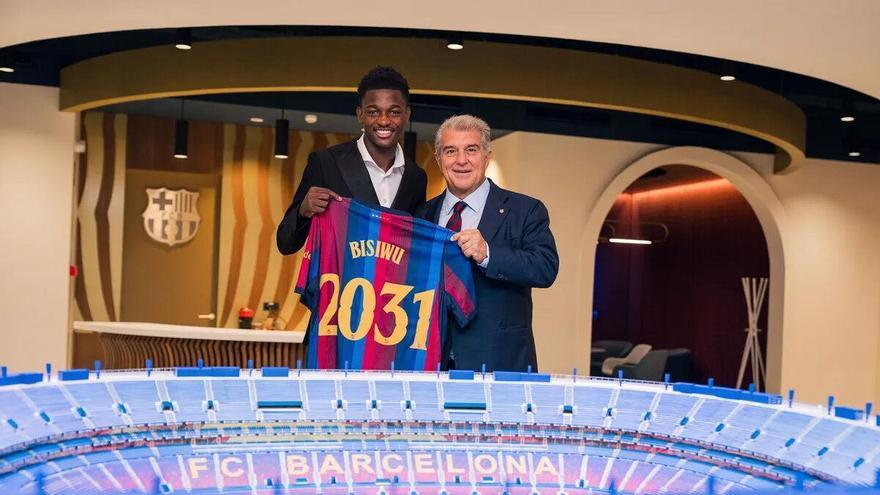 Laporta bat el seu rècord de fitxatges