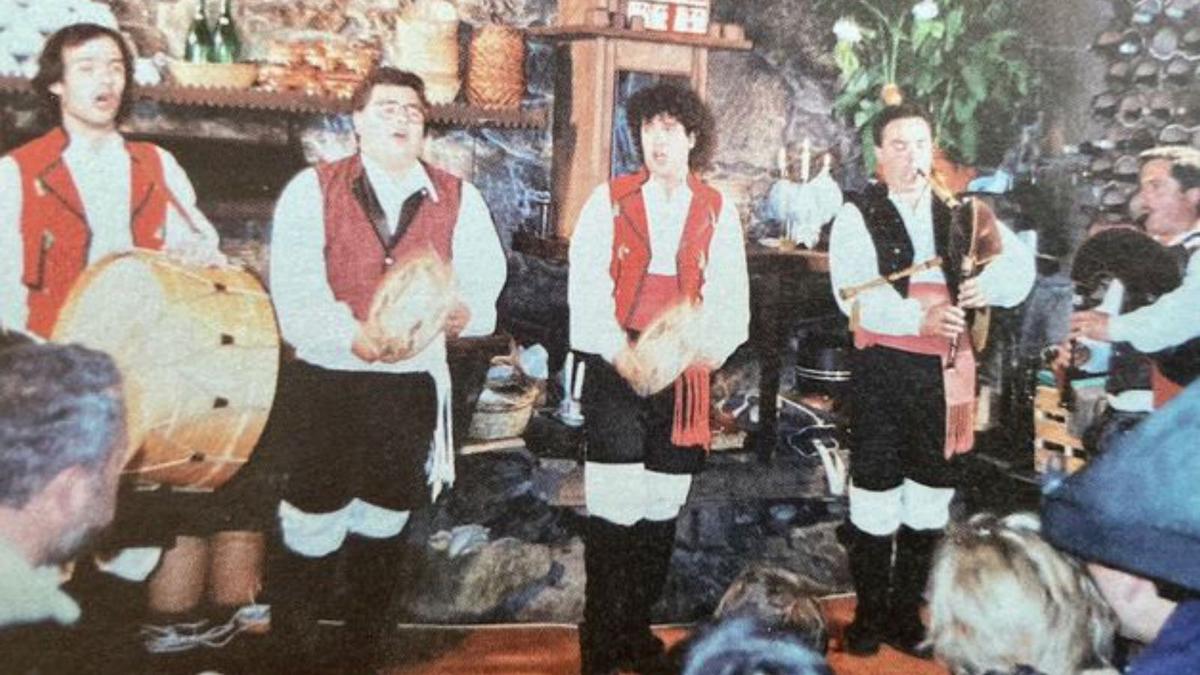 A banda, nos seus comezos, no 1992 no Muíño Vello. 