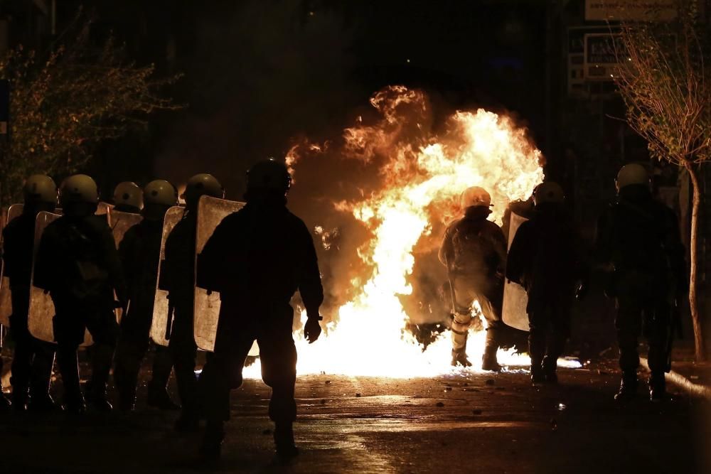 Graves disturbios en Atenas