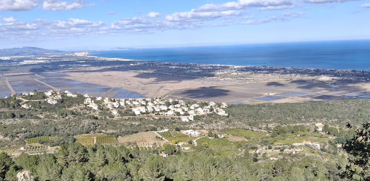 Chalés de la urbanización de Monte Pego