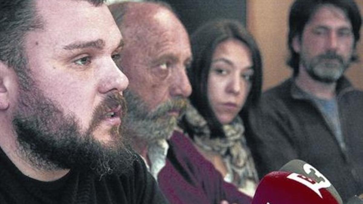 El abogado de Renaud Nyame, Andrés García, durante la rueda de prensa sobre la querella.