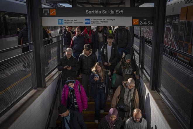 Передают управление железной дорогой R1 в Каталонии