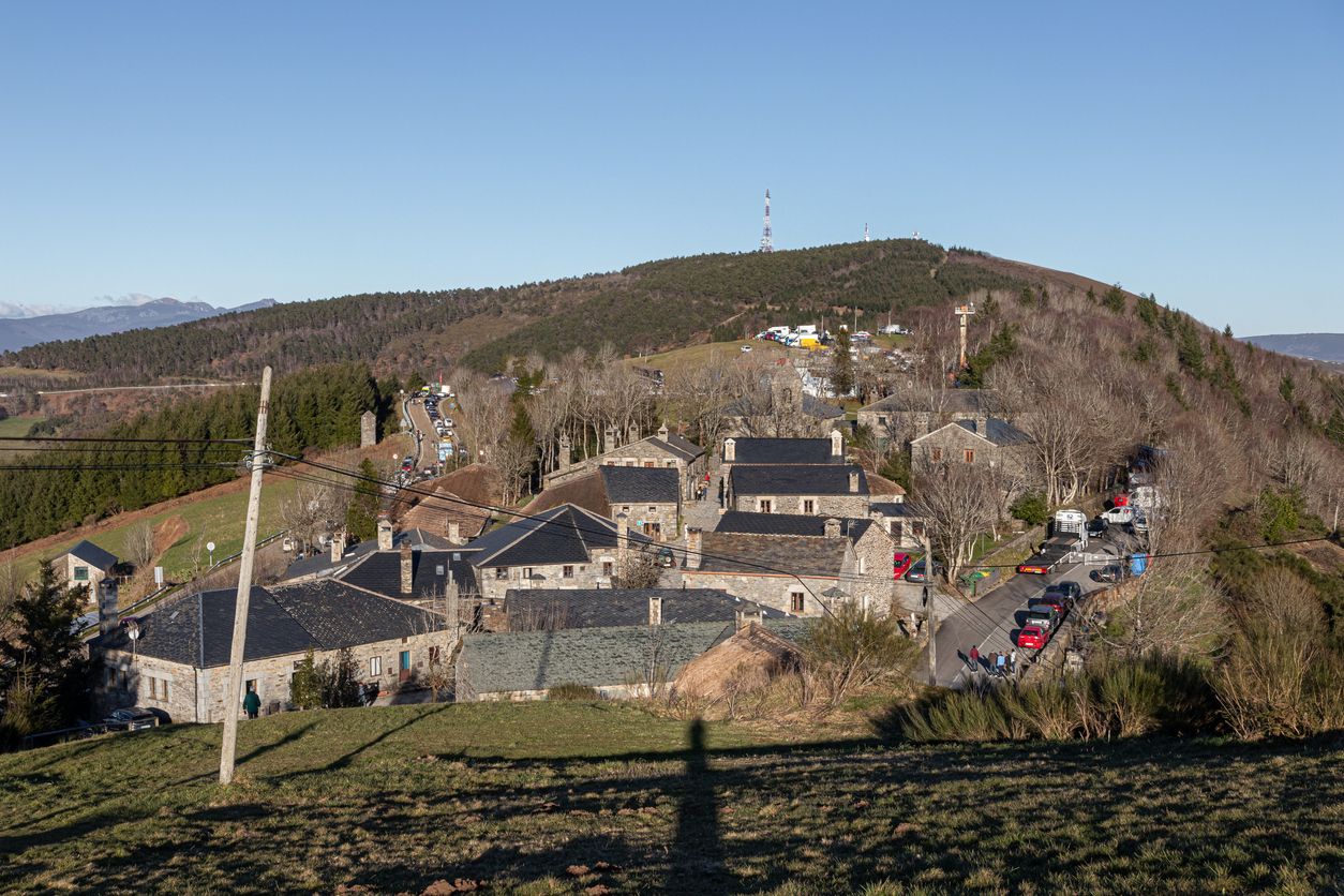 La aldea pertenece al municipio de Pedrafita