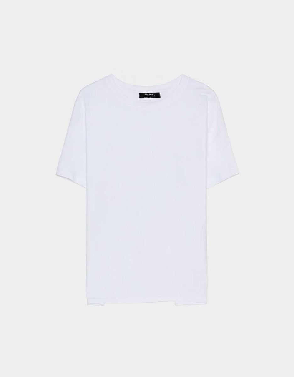 Camiseta oversize de Bershka (Precio: 7,99 euros)