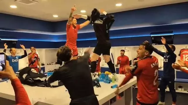 El Rayo Vallecano celebra su pase a la final contra el Crystal Palace