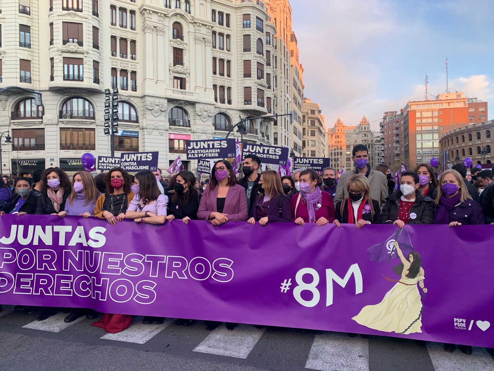 Arranca la manifestación del 8M en València