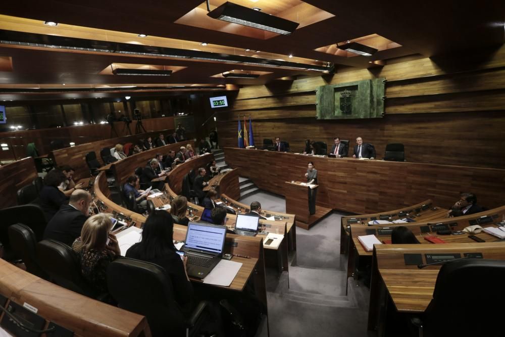 Debate en la Junta sobre los presupuestos asturianos