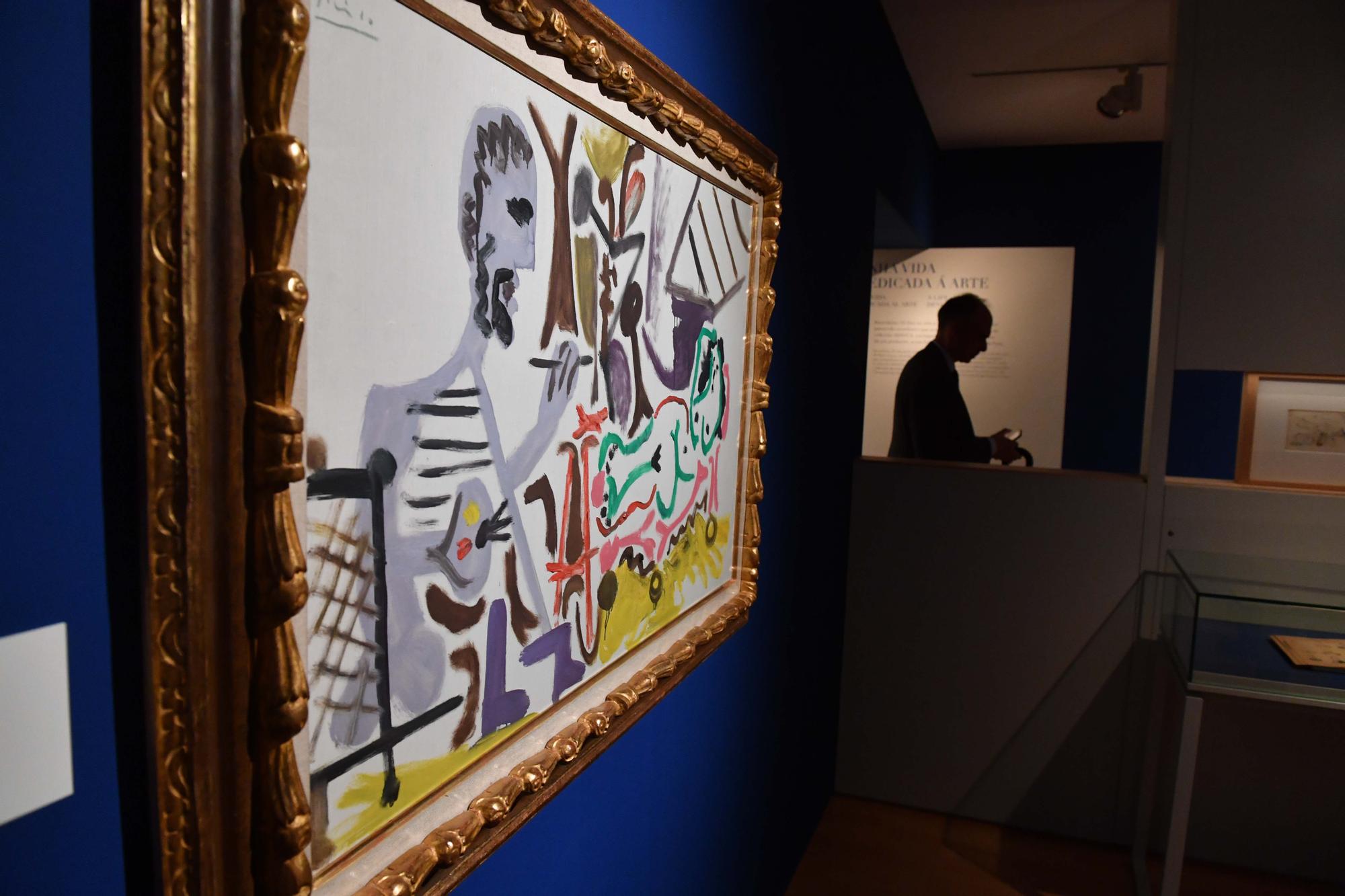 El Museo de Belas Artes de A Coruña expone la muestra 'Picasso blanco en el recuerdo azul'