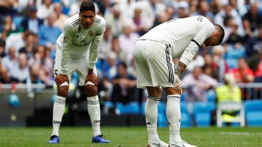 El Madrid cae al vacío en el Bernabéu (1-2)