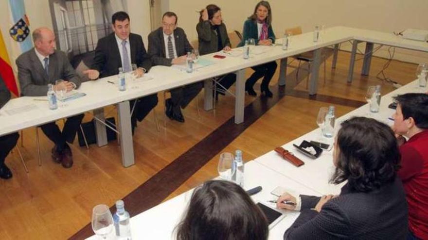 Xunta y universidades estudian cambios para mejorar la formaci n