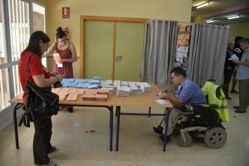 Las imágenes que nos dejan las elecciones autonómicas, europeas y municipales en la Región de Murcia