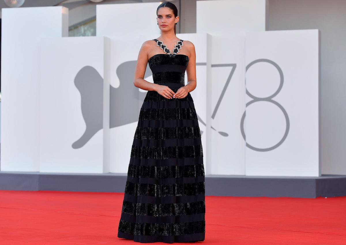La modelo y actriz portuguesa Sara Sampaio.