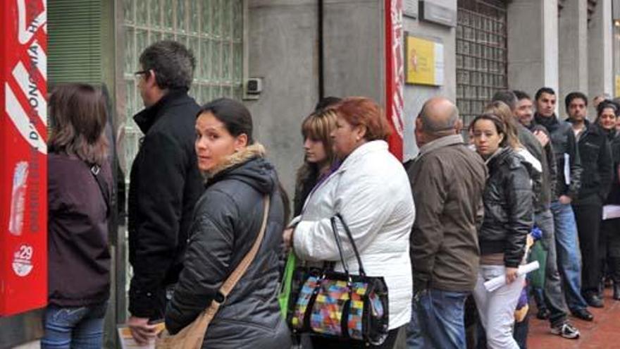 Tres ciudades valencianas, entre las diez con mayor tasa de paro de larga duración