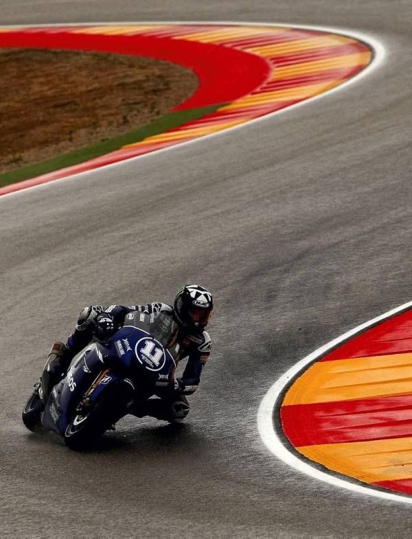 Fotogalería: Entrenamientos bajo la lluvia en Motorland