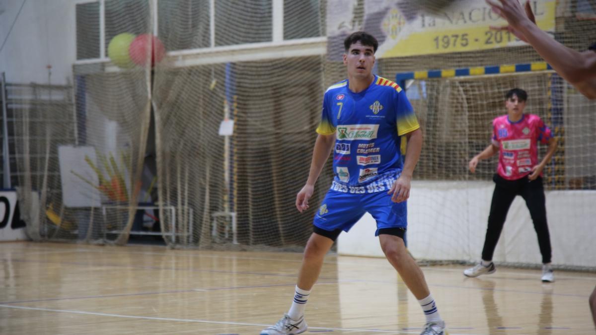 Barça & Family Business: Player Juggling Football and Work