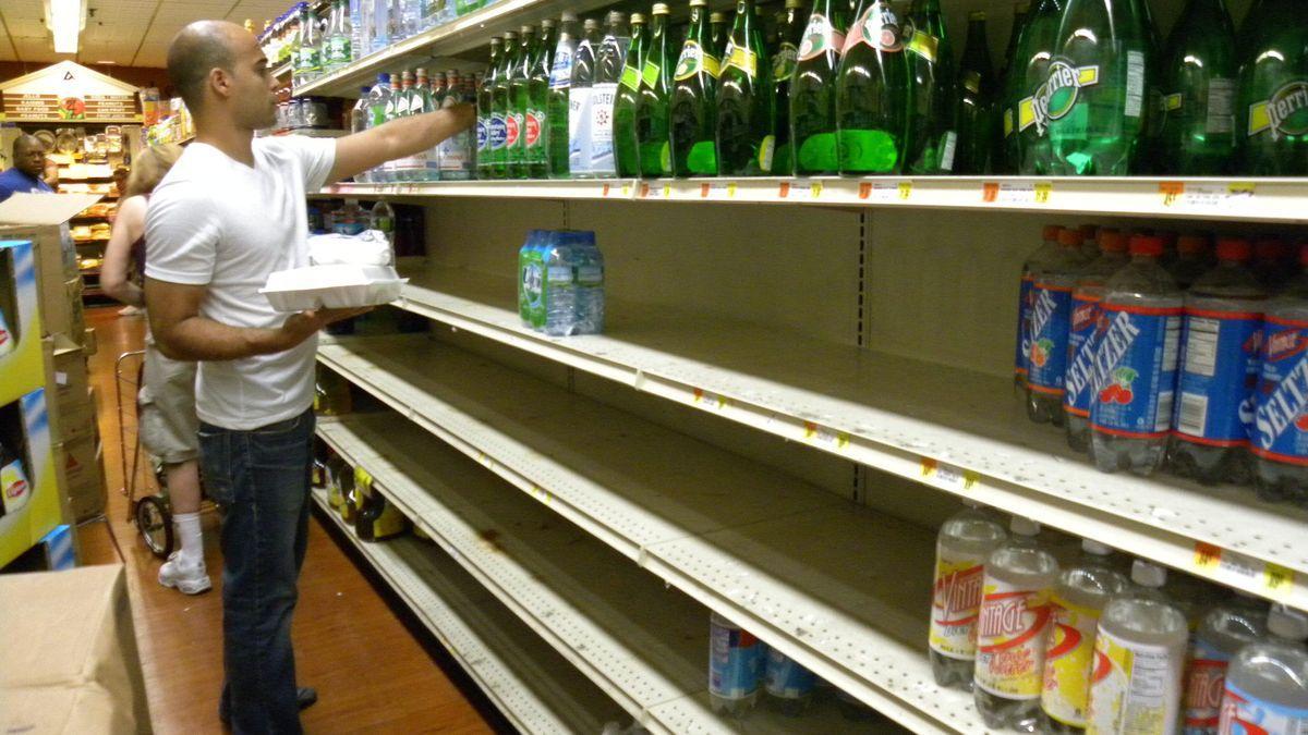 El treballador acomiadat preparava el local abans de l&#039;obertura sense fitxar.