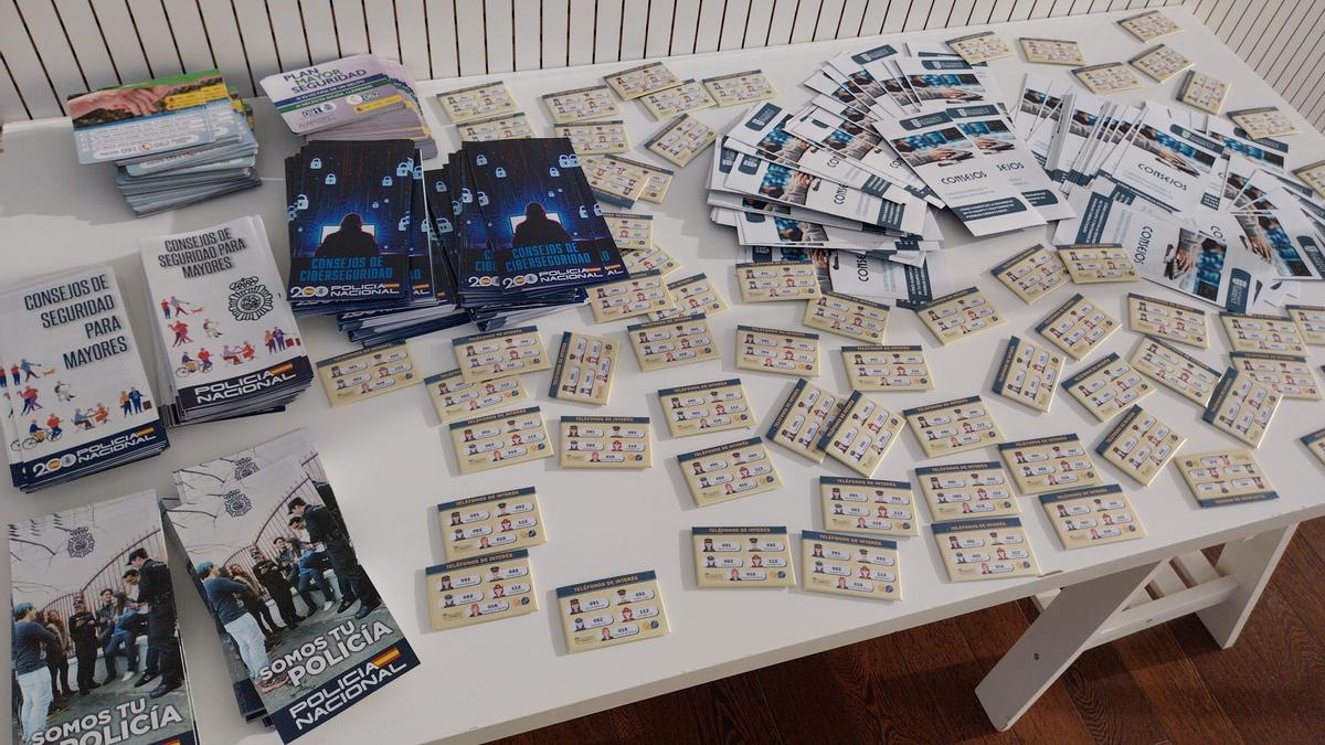 El material informativo que se repartió en la jornada.