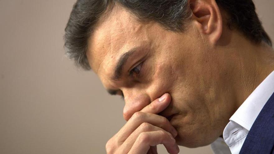 El PSOE de un pueblo de Toledo vende Lotería de Navidad con la foto de Pedro Sánchez