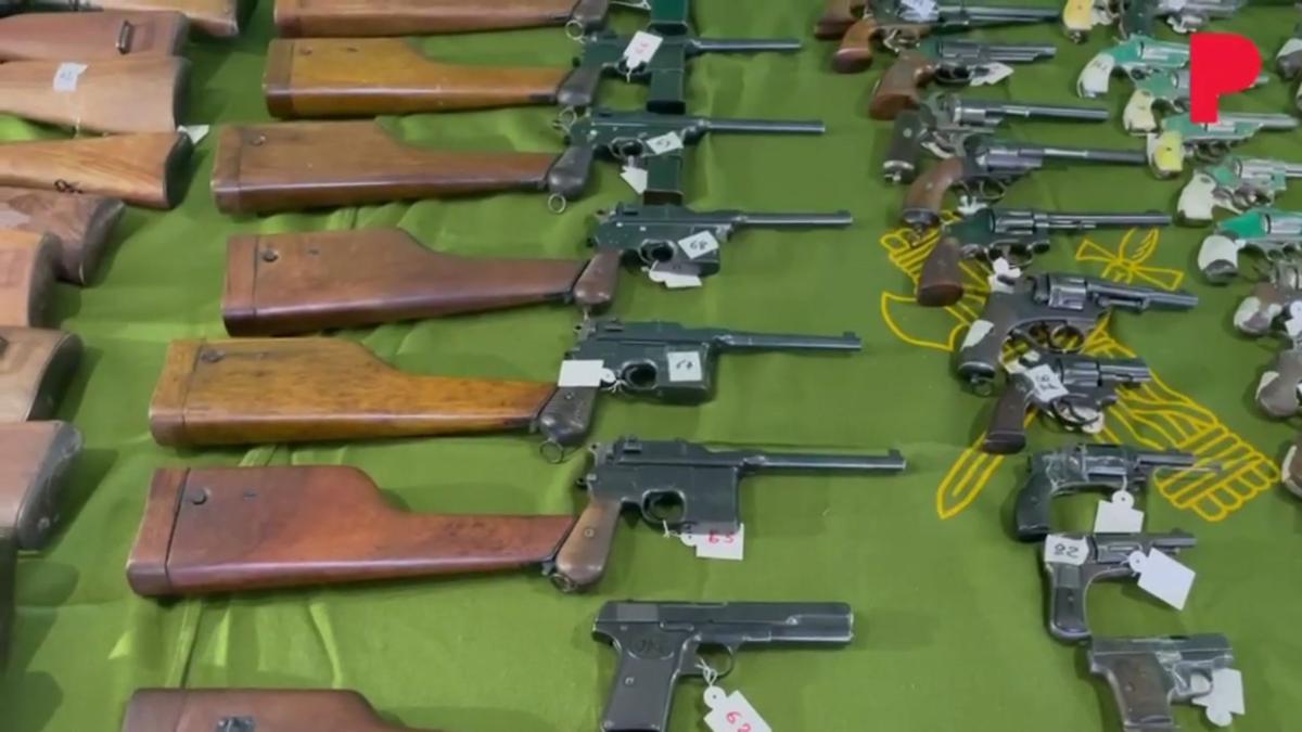 Armas intervenidas por la Guardia Civil.