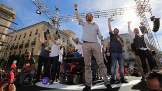 Podemos se queda a medio gas en la Puerta del Sol