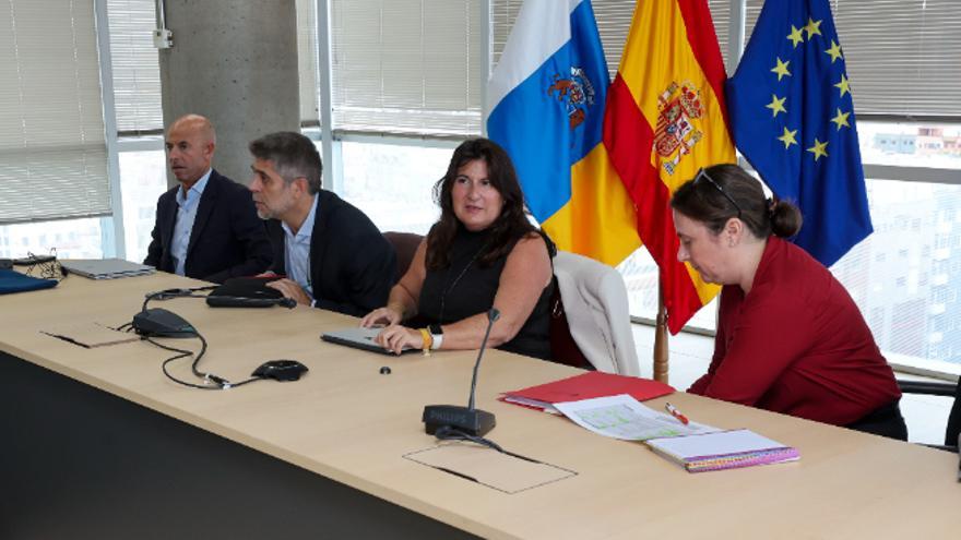 Canarias celebra la continuidad en el ministerio, aunque sitúa la primera subasta de eólica marina al final de 2025