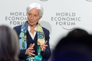 Lagarde: "No será un año brillante, pero sí mucho mejor de lo que nos temíamos"