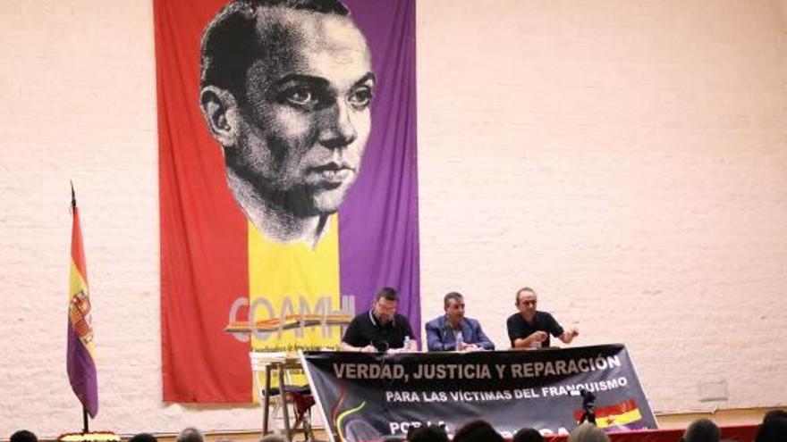 El espíritu republicano, representado por Miguel Hernández y la bandera, reinaron en las jornadas.