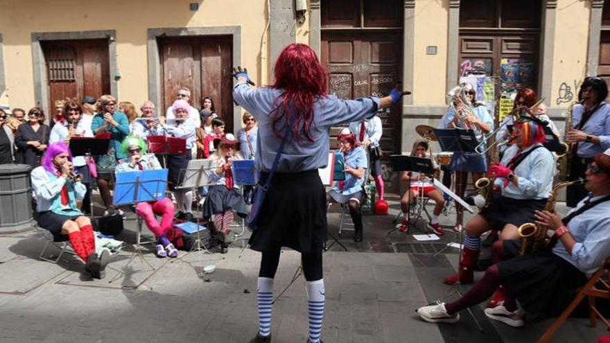 Las 'niñas de la Banda de Teror' en el Carnaval de Las Palmas de Gran Canaria 2020