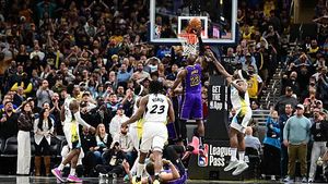 INDIANAPOLIS, IN - MARCH 26: LeBron James #23 of the Los Angeles Lakers shoots the game winning shot during the game against the Indiana Pacers on March 26, 2025 at Gainbridge Fieldhouse in Indianapolis, Indiana. NOTE TO USER: User expressly acknowledges and agrees that, by downloading and or using this Photograph, user is consenting to the terms and conditions of the Getty Images License Agreement. Mandatory Copyright Notice: Copyright 2025 NBAE (Photo by Adam Hagy/NBAE via Getty Images)