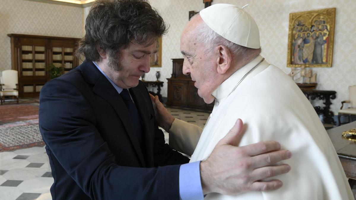 El presidente argentino, Javier Milei, durante su visita al Papa en el Vaticano, el pasado febrero.