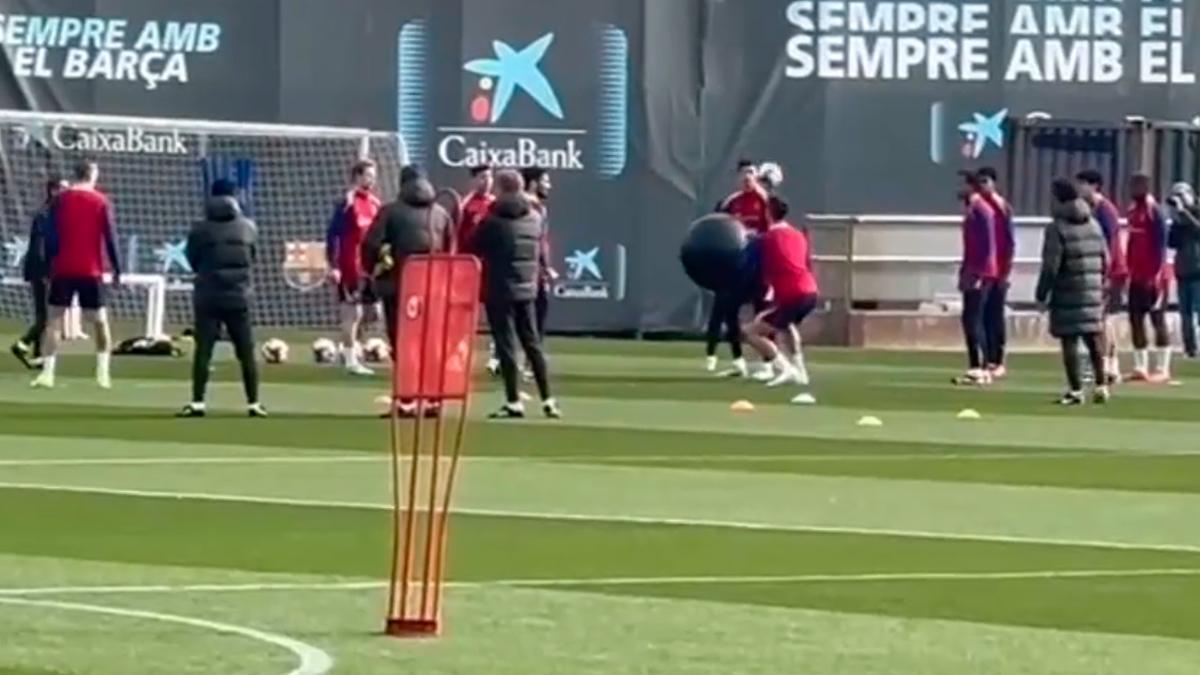 Último entrenamiento del Barça antes del partido de Copa ante el Athletic
