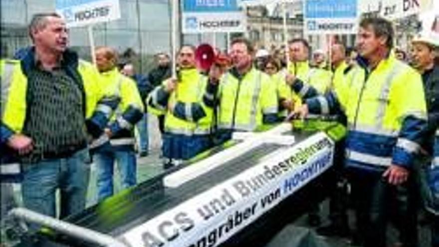 Protesta en Berlín contra la opa de ACS a Hochtief