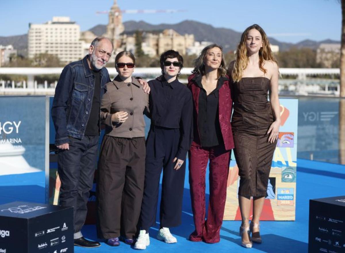 El equipo de la película «Yo no moriré de amor». | EFE