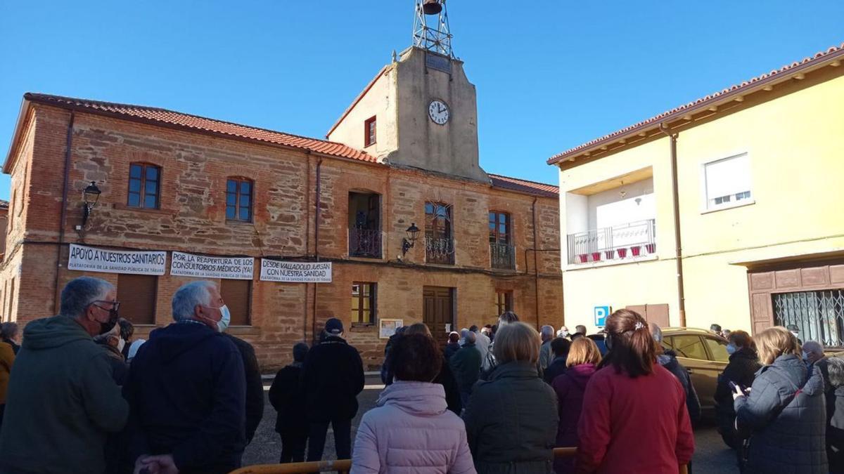 Concentración organizada en Tábara. | Cedidas