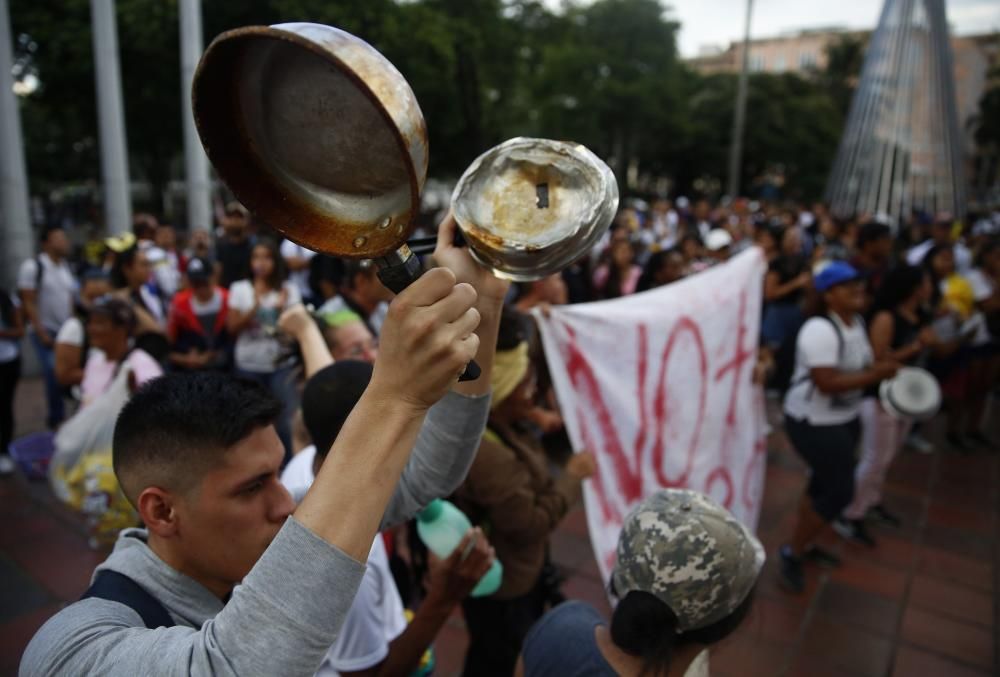 Cacerolazo en Cali en rechazo al gobierno de ...