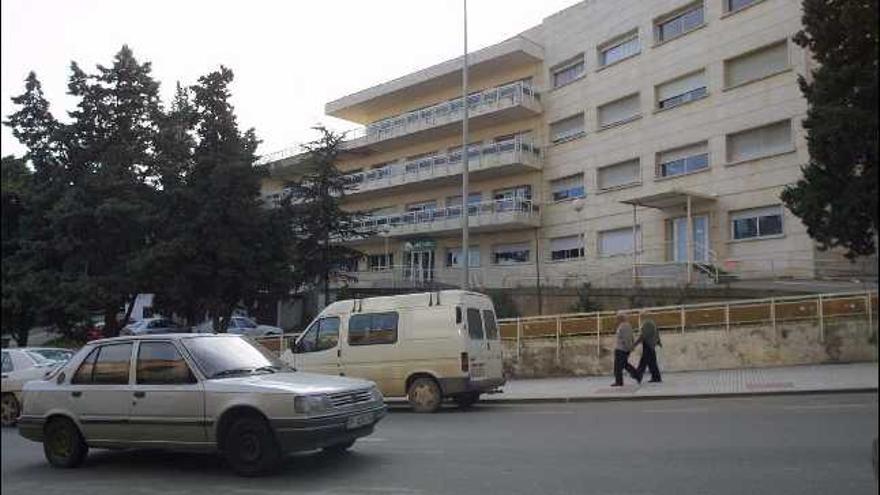 Hospital comarcal de Benavente, donde se realizarán obras de reforma y ampliación