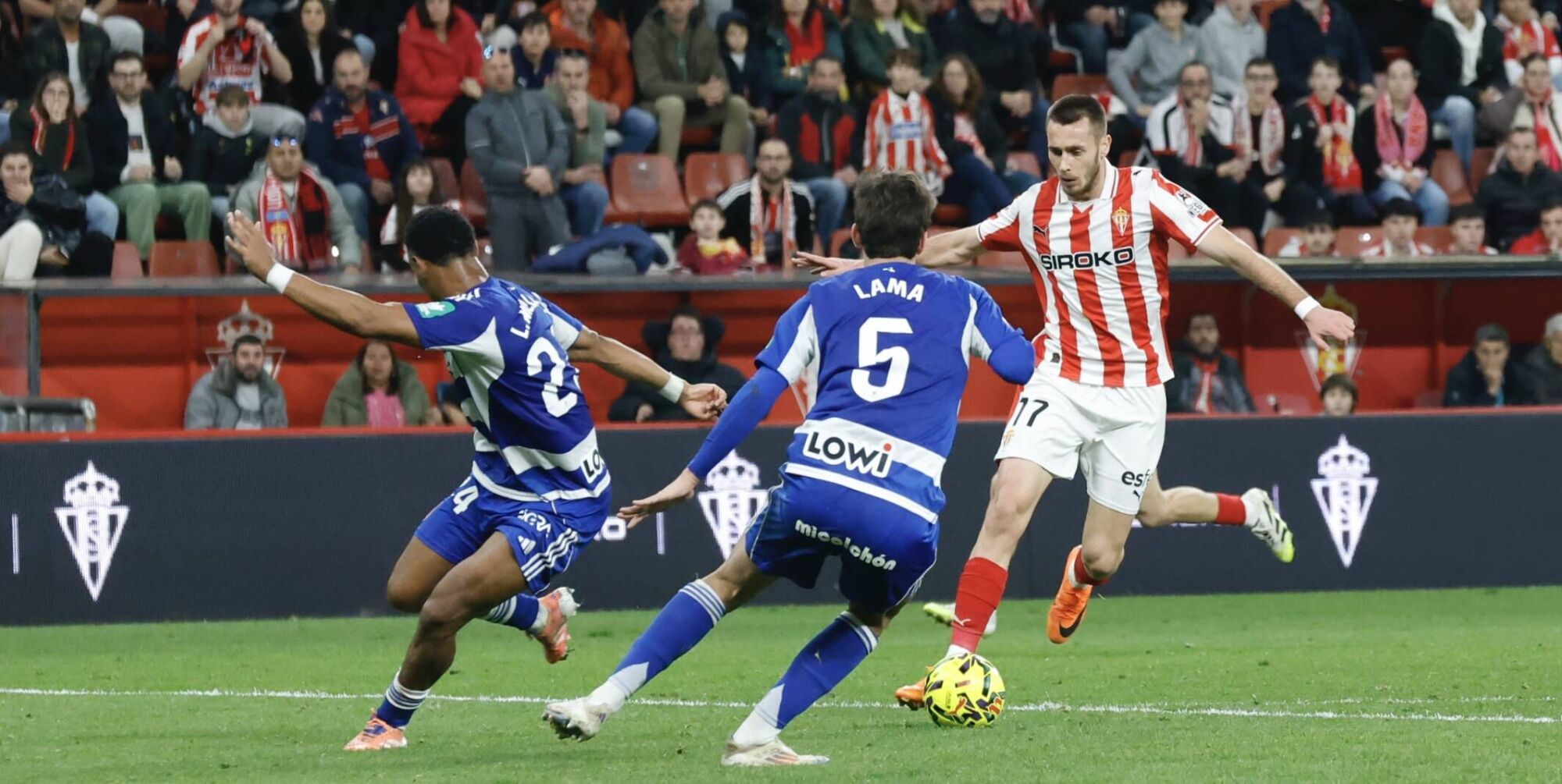EN IMÁGENES: Gran victoria del Sporting contra el Granada en El Molinón